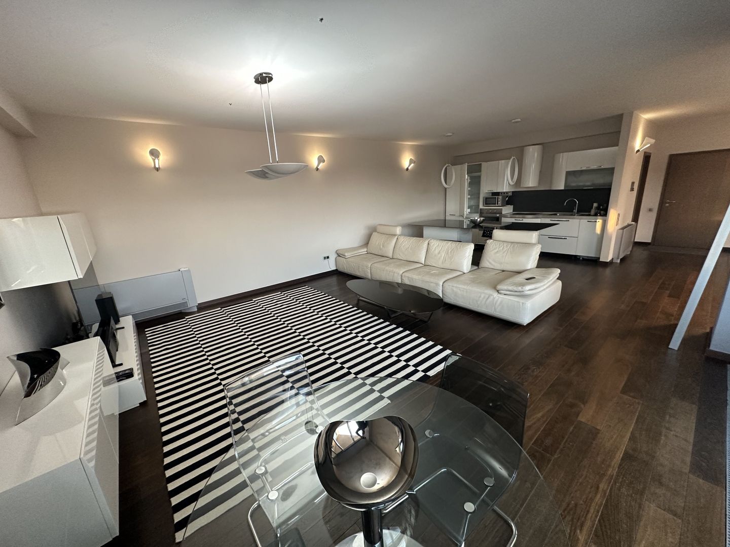 Apartament cu parcare subterana - Poză 10