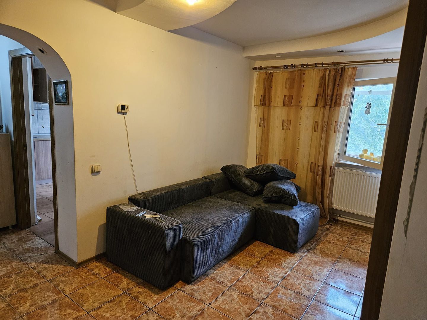 Inchiriere apartament 2 camere, Gavana zona Piata, stradal - Poză 14