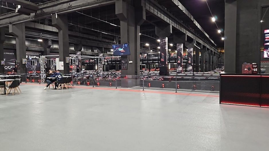 Hală industrială 5.000 mp de vânzare, Titan, H 11,6 m, randament 8% - Poză 1