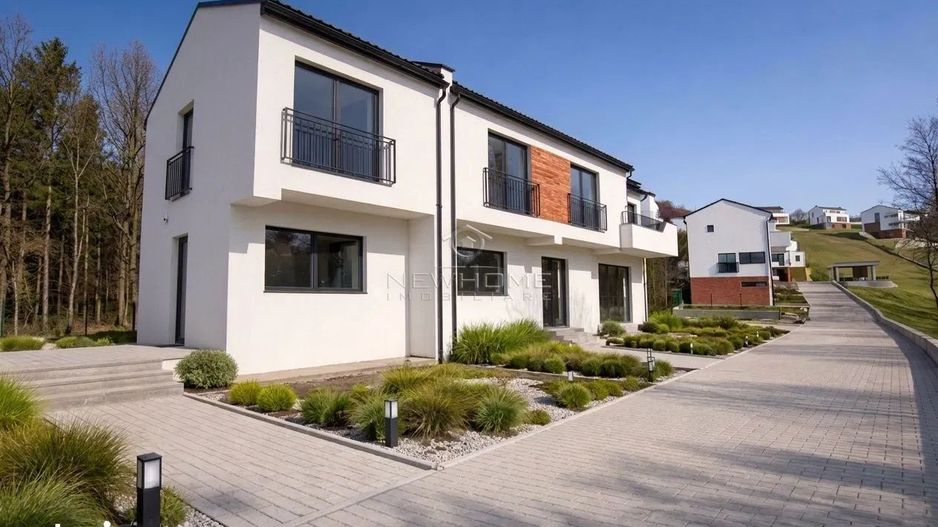 Casa tip duplex, 4 camere, 143mp, zona Chinteni - Poză 1