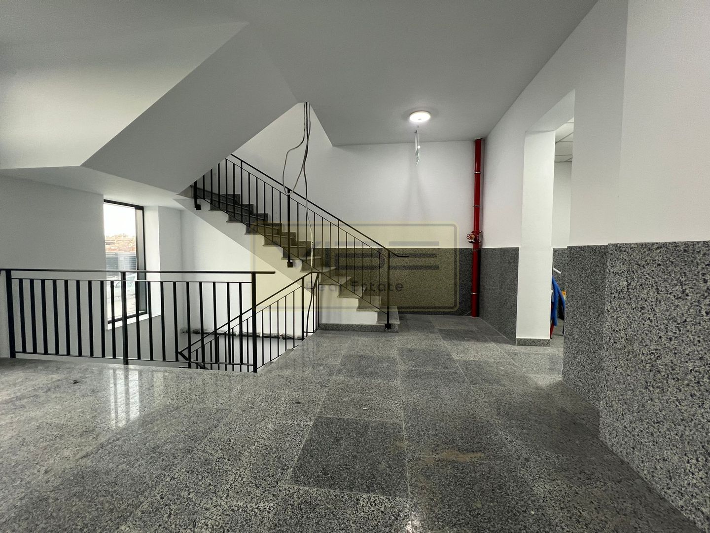 Apartament 2 camere NOU Poitiers Towers - Poză 31