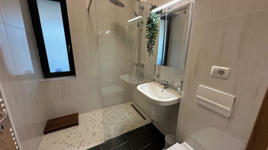 Apartament cu terasa mare zona Lipovei - intrare Dumbrăvița - Poză 13