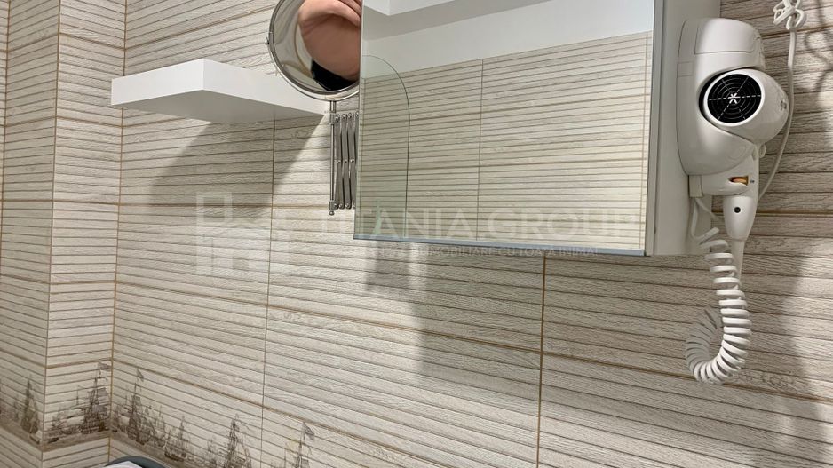 Garsonieră cochetă, cu parcare inclusă, COMISION 0% - Zona Coresi - Poză 9