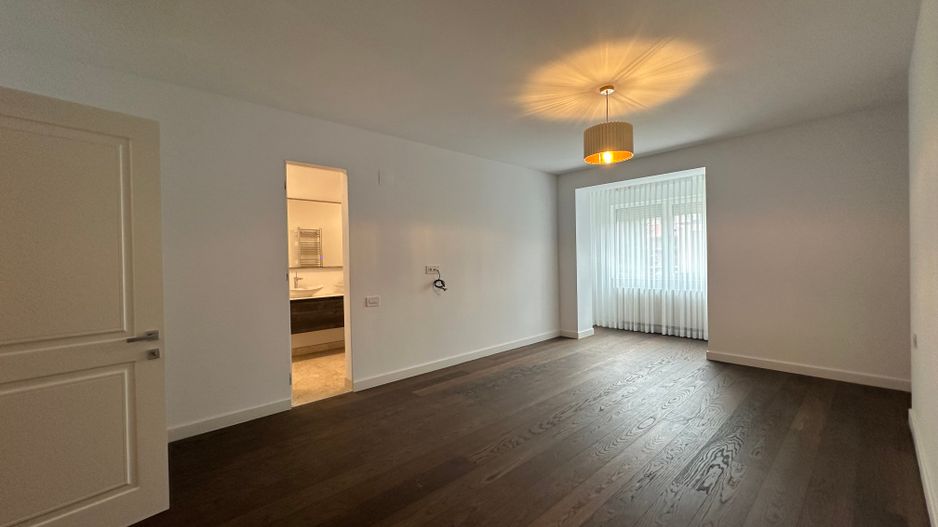 Vilă cu grădină privată în Herăstrău | 282 mp utili | 7 camere - Poză 11