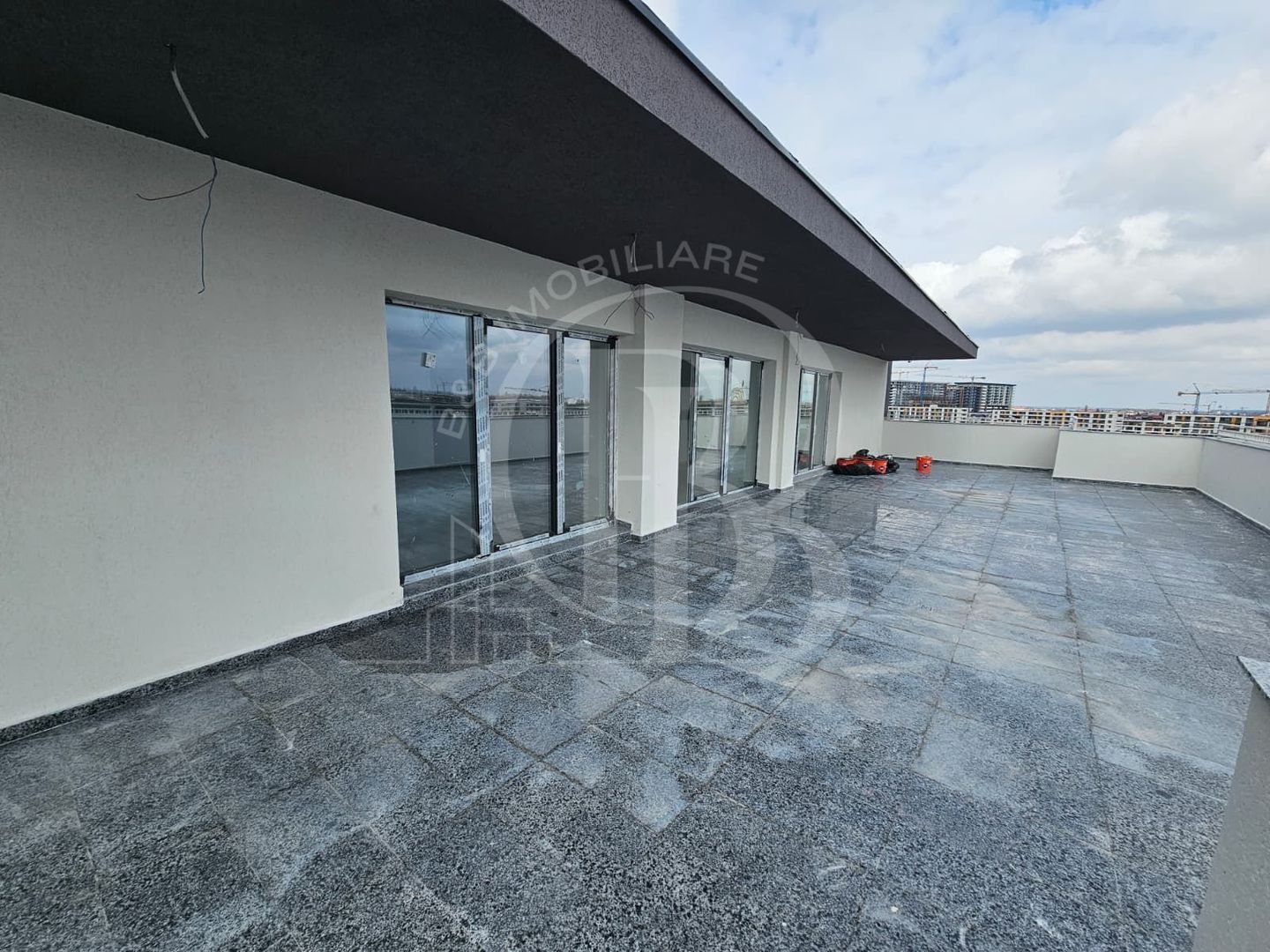 4 Camere Living 60mp Terasa 82mp-Parcare Inclusa-Th. Pallady - Poză 20