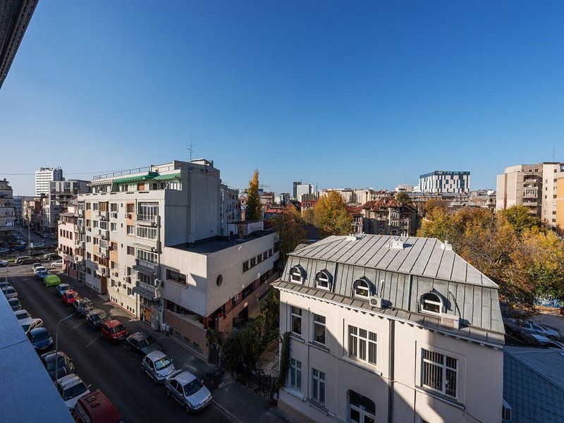 Studio in Vernescu Residence, nou, mobilat si utilat, parcare subterana - Poză 10