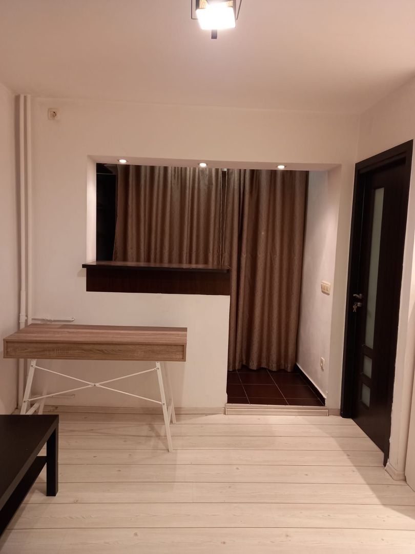 GARSONIERA - CRANGASI, BUCATARIE INCHISA, MOBILAT/UTILAT MODERN - Poză 3