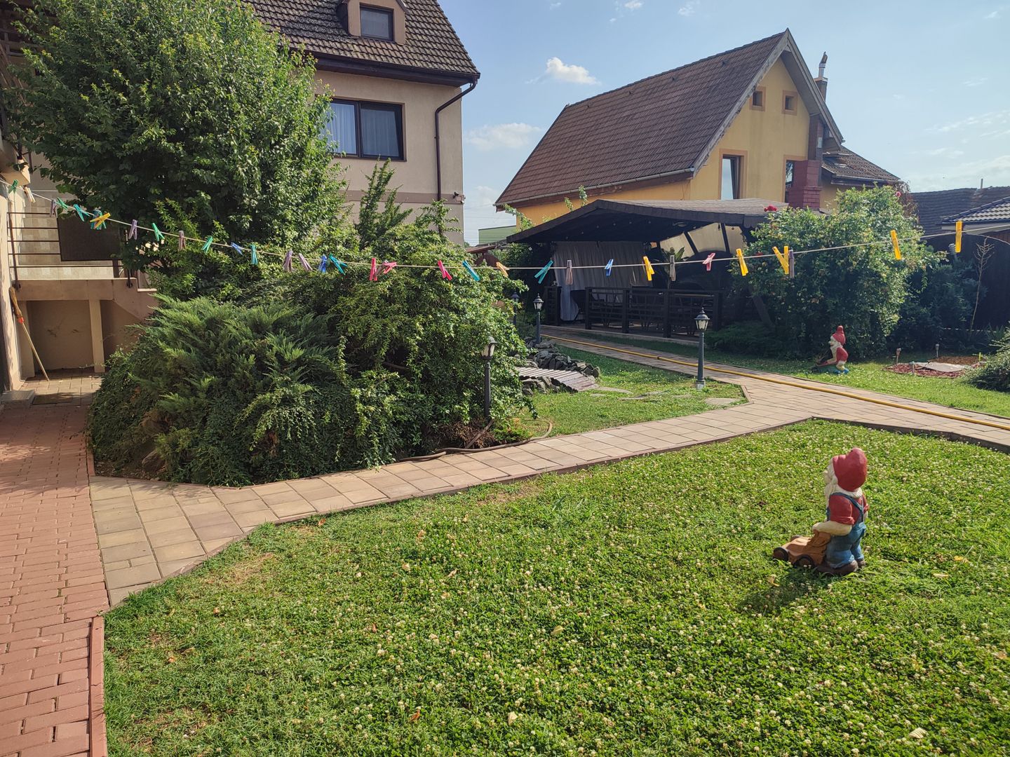 Sanadrei, Individual, Suprafate Generoasa, Garaj, Aspect Deosebit. COMISION 0 - Poză 3