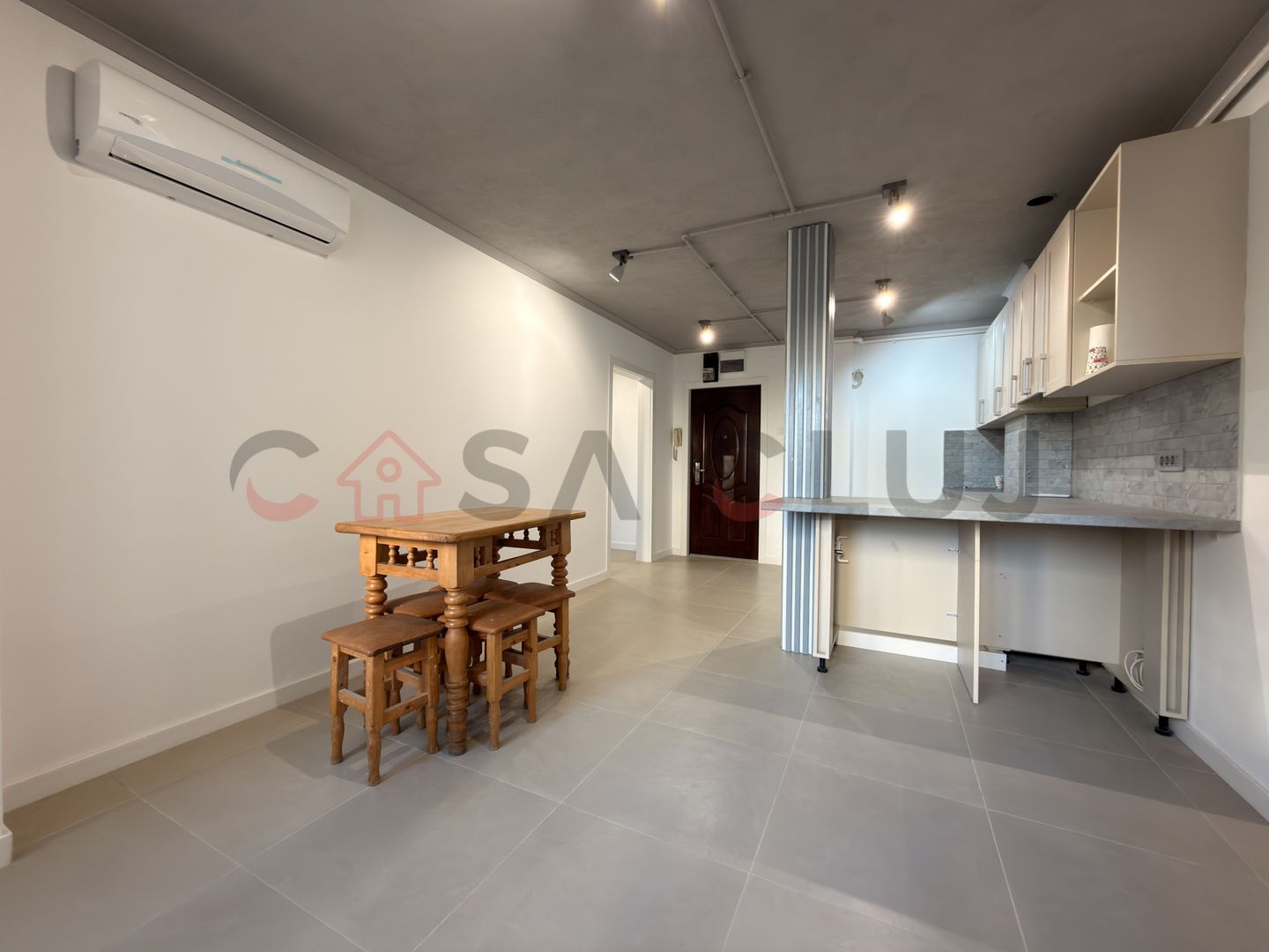 La Cheie, Manastur, Piata Flora!! - Poză 6