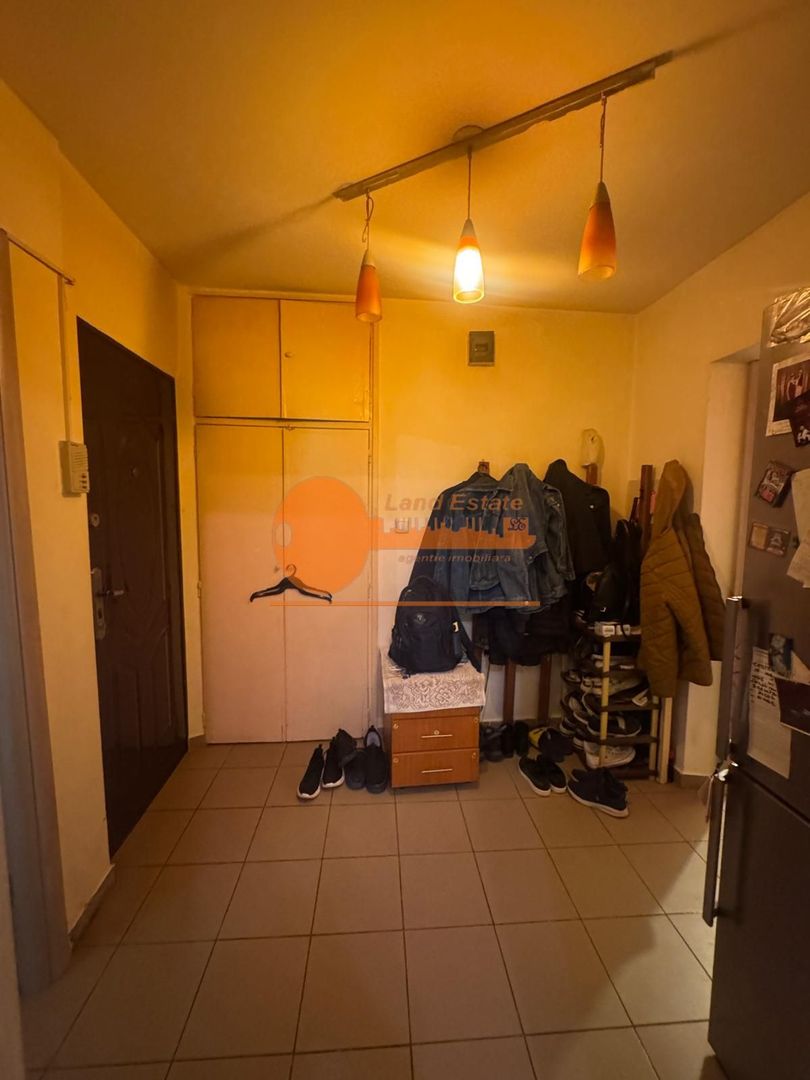 3 camere Crangasi-Zboina Neagra-Boxa ( 10 minute metrou ) - Poză 3