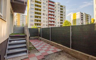 Apartament decomandat, CURTE proprie si boxa, Avantgarden 3 - Poză 7