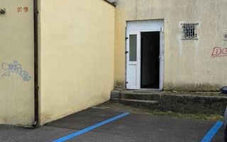 Garsoniera mobilata cu loc de parcare - Poză 5