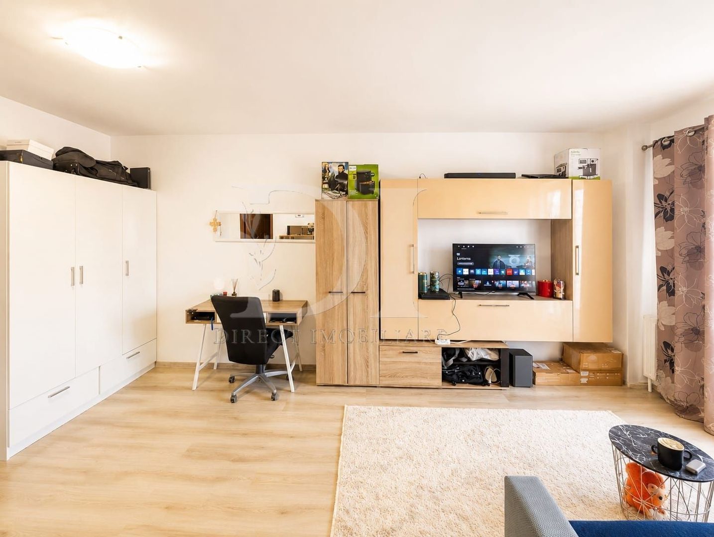 Apartament la cheie / etaj intermediar / Zona Eroilor - Poză 2