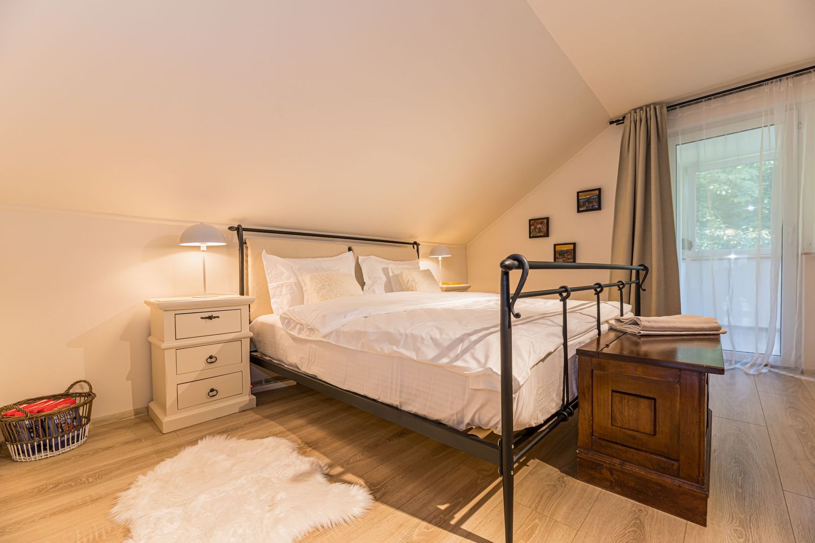 Vila de lux,  de inchiriat! Drumul Poienii! - Poză 23