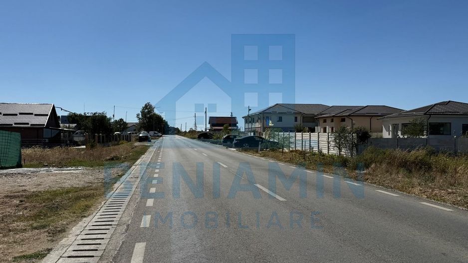 Teren intravilan 990mp Carcea Hanul cu Ponei strada Aeroportului - Poză 1