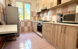 3 Camere Decomandat - Etaj 1 - Zona Podu Ros - Primaverii - Poză 3