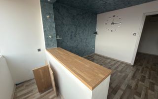 Etaj intermediar. Bloc izolat. Bucatarie inchisa - Poză 2