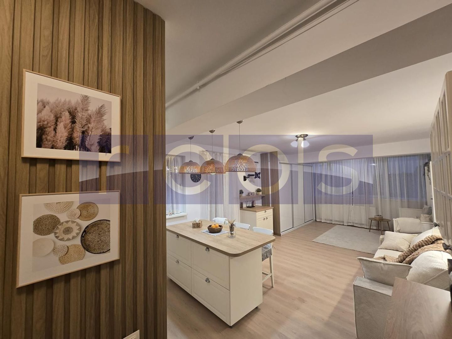 Apartament 3 camere bloc 2015 Andronache total renovat | Curte comuna - Poză 9