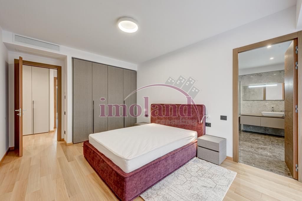 Inchiriere - apartament - 4 camere+terasa+loc parcare - Primaverii - Poză 8