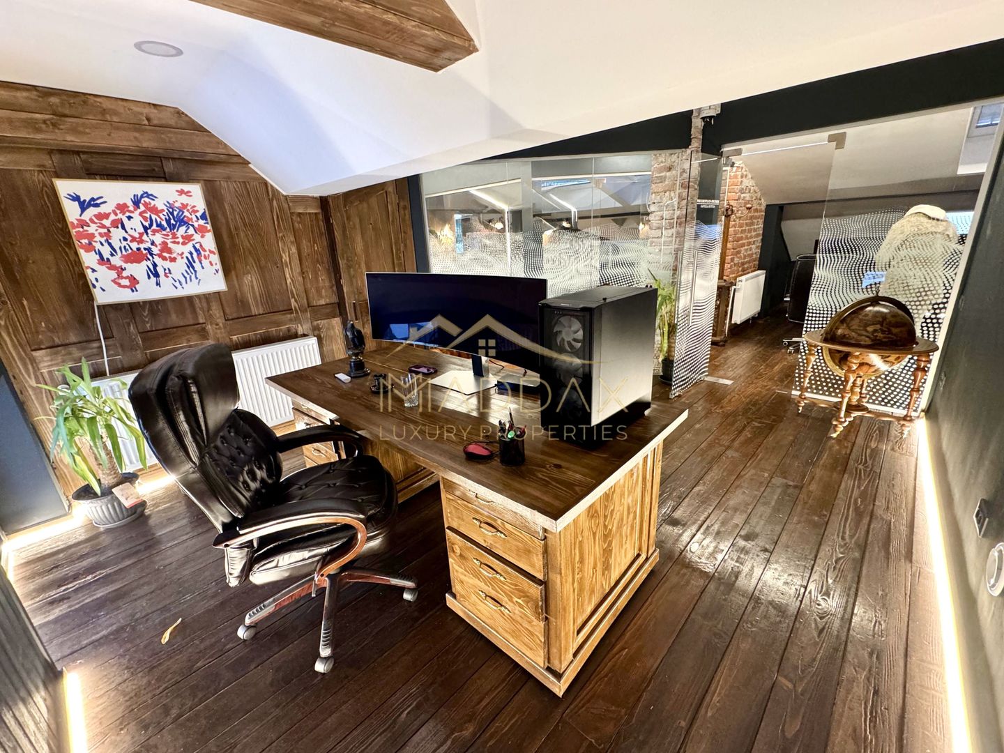 Spatiu de birouri in Vila Interbelica ***104mp utili***// Victoriei - Poză 1