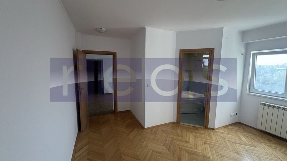 VANZARE 3 CAMERE - TIMPURI NOI - Poză 2