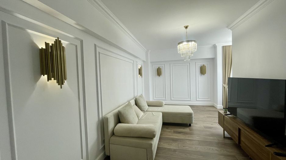 Apartament 3 camere | LUX | Ultracentral | Etaj 2 | Bloc cu lift - Poză 2