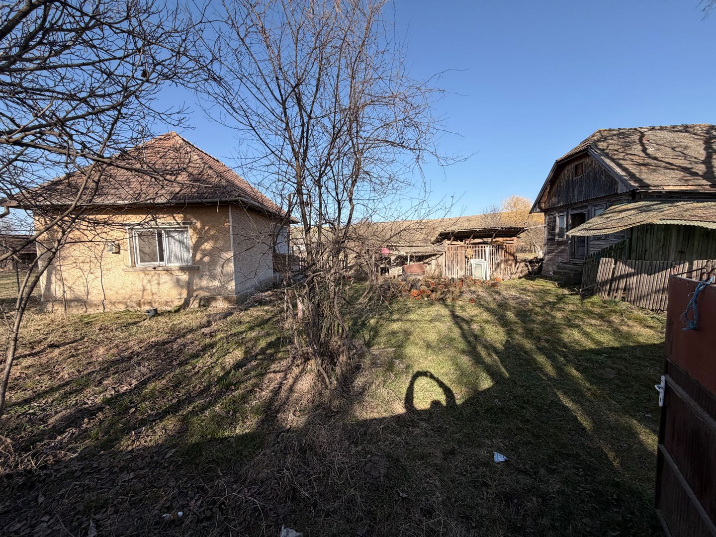 Casă 2 camere 52 mp + teren 1.605 mp Boroșneu Mic - Poză 8