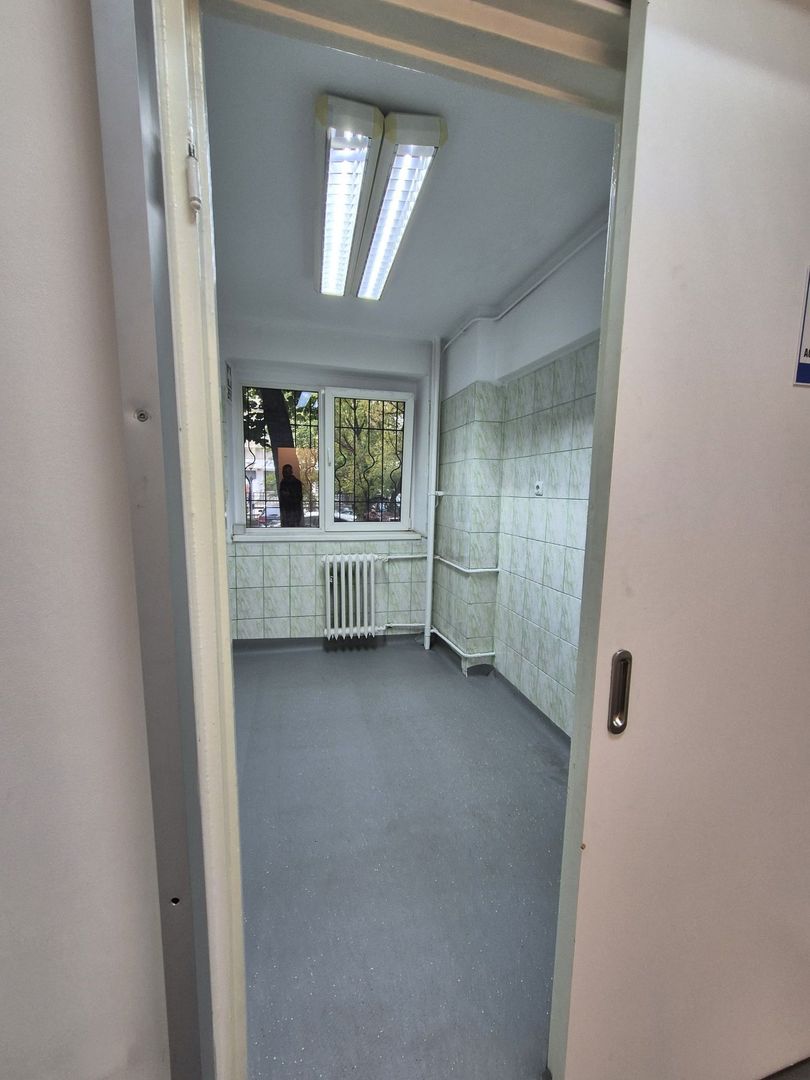 Spatiu Comercial Drumul Taberei cu expunere foarte buna - Poză 4