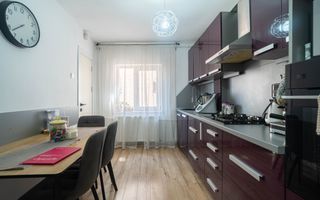 Apartament 5 camere Vlaicu – Renovat, 2 băi, centrală proprie - Poză 2