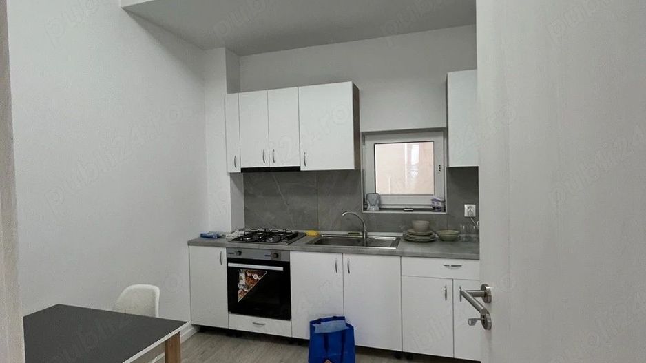 Apartament 1 camera, 2 locuri parcare, bucatarie separata, camera depozitare, balcon - Poză 2