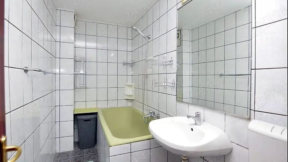 2+1 Camere Decomandat | Central, Liniștit, Ideal pentru Familie - Poză 10