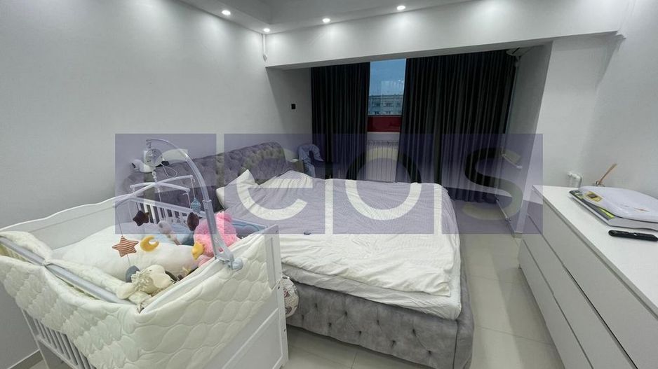 VANZARE APARTAMENT  3 CAMERE - DECOMANDAT -  Rond Alba Iulia - Poză 6