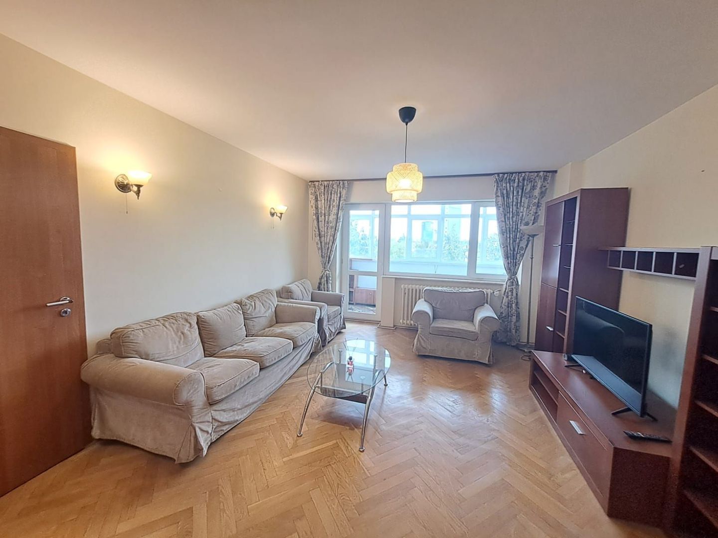 Apartament 3 camere Metrou 1 Mai - Poză 17
