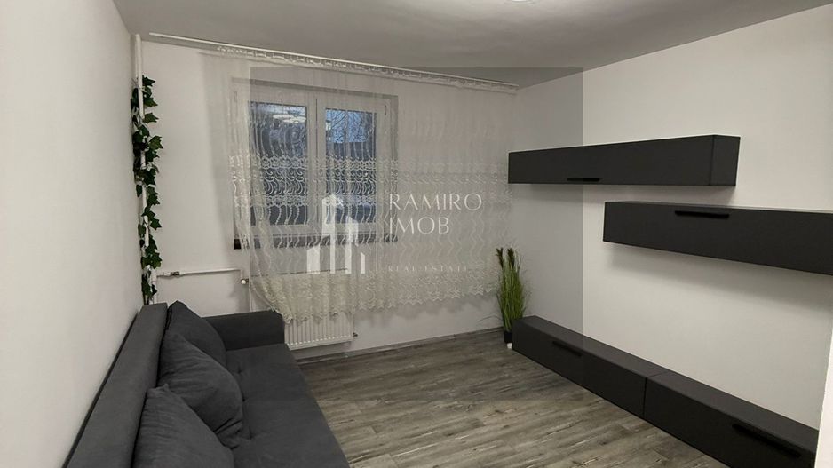 Apartament 2 camere semi-decomandat Salaj - Poză 4