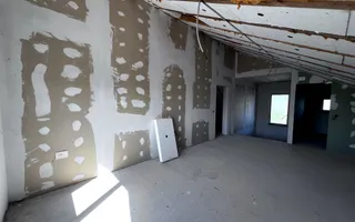 Vanzare casa P+M in Sendreni( in spatele Primariei), pret 92.500 euro - Poză 13