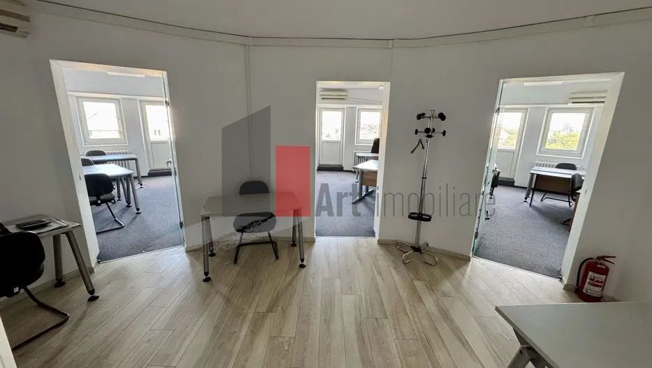 Spatiu de birouri in Piata Victoriei - Poză 1