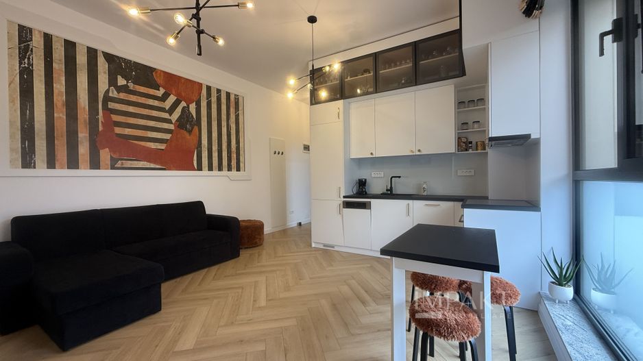 Apartament ultramodern cu 2 camere aproape de centrul orasului - Poză 1