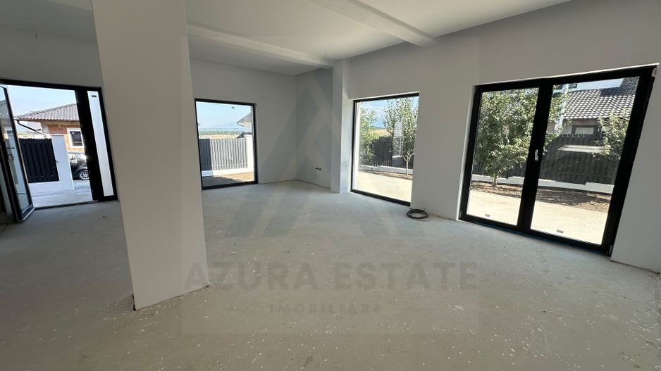 Casa individuala premium 4 camere 3 bai teren 365 mp Calea Cisnadiei - Poză 1