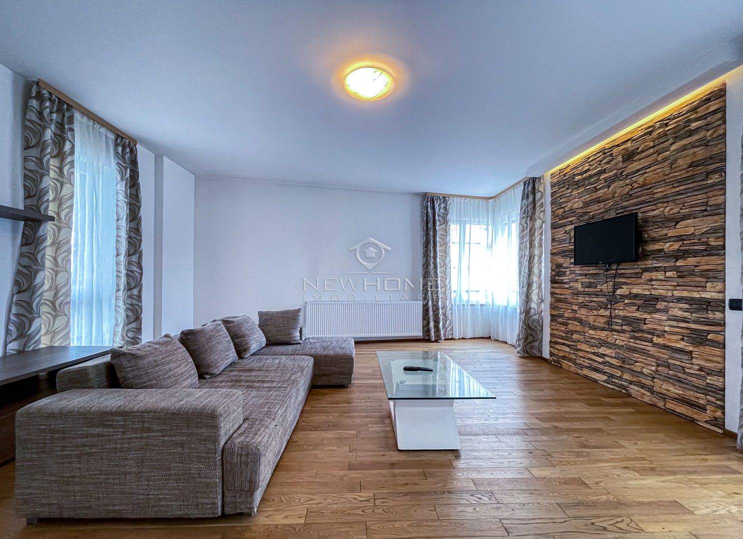 Apartament 2 camere, Parcare, zona Iulius Mall - Poză 2
