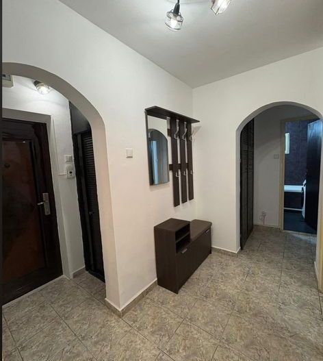 Apartament 2 camere decomandat de închiriat - zona Tei - Poză 4