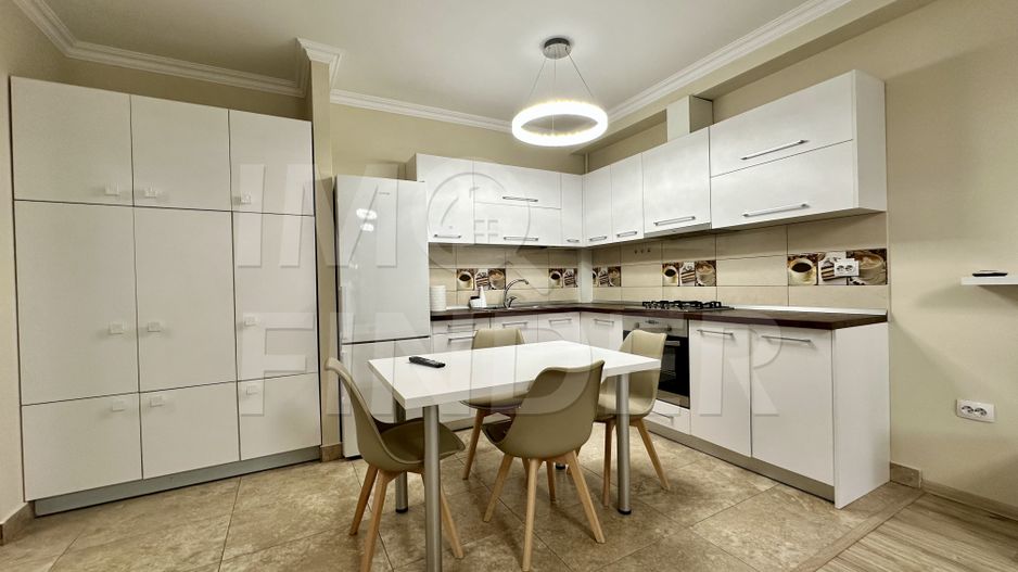 Vanzare apartament 3 camere Buna Ziua, zona Liceul Elf - Poză 3