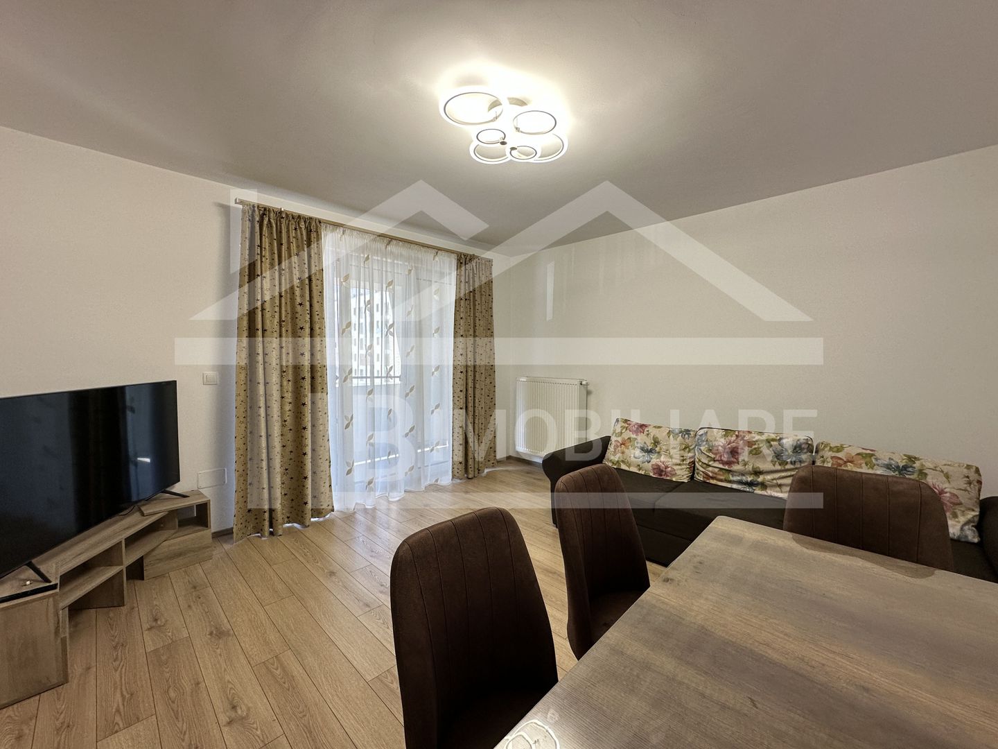 Apartament cu 3 camere, 80mp, parcare, zona Maurer Residence - Poză 2