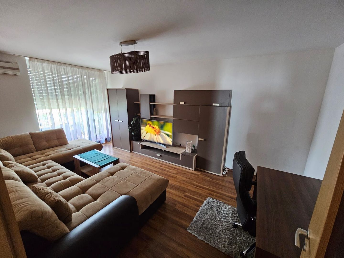 Apartament confortabil I Loc parcare și boxă I Zona Aradului - Poză 2