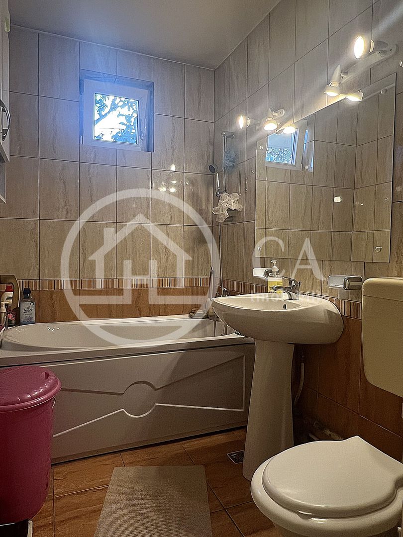 Apartament cu 3 camere de vanzare Central, Oradea. - Poză 6