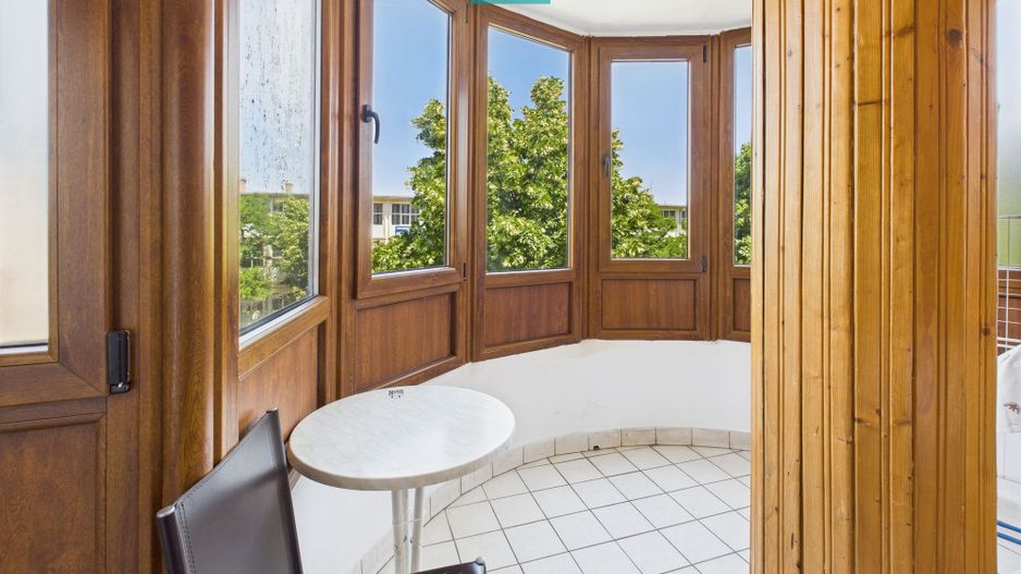 Apartament cu 3 camere în zonă de maxim interes - Poză 5