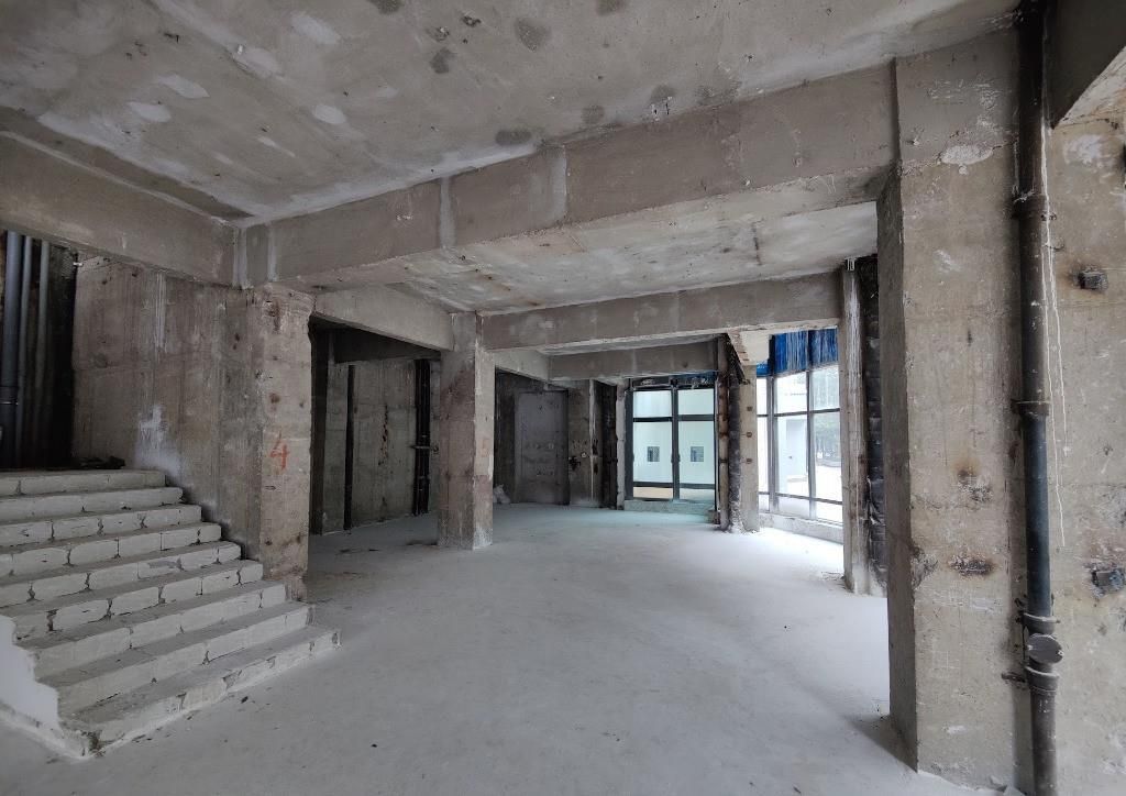 Spatiu Comercial || Pretabil Clinica zona Blv Unirii 700 mp || vis a vis Zepter - Poză 3