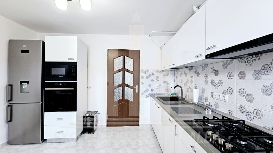 Apartament cu 2 camere decomandate de vanzare, Cetate - Poză 2