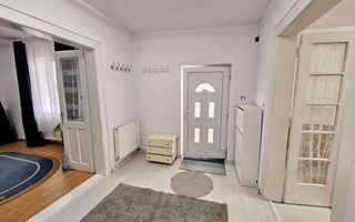 Casa 2 camere, bucatarie, baie, hol, 183 mp teren - Poză 4