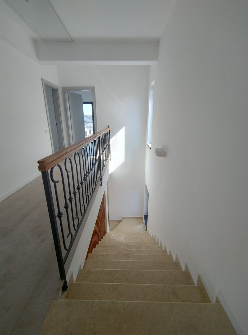 Vila Moderna Tunari, zona Buna, curte 300m - Poză 15