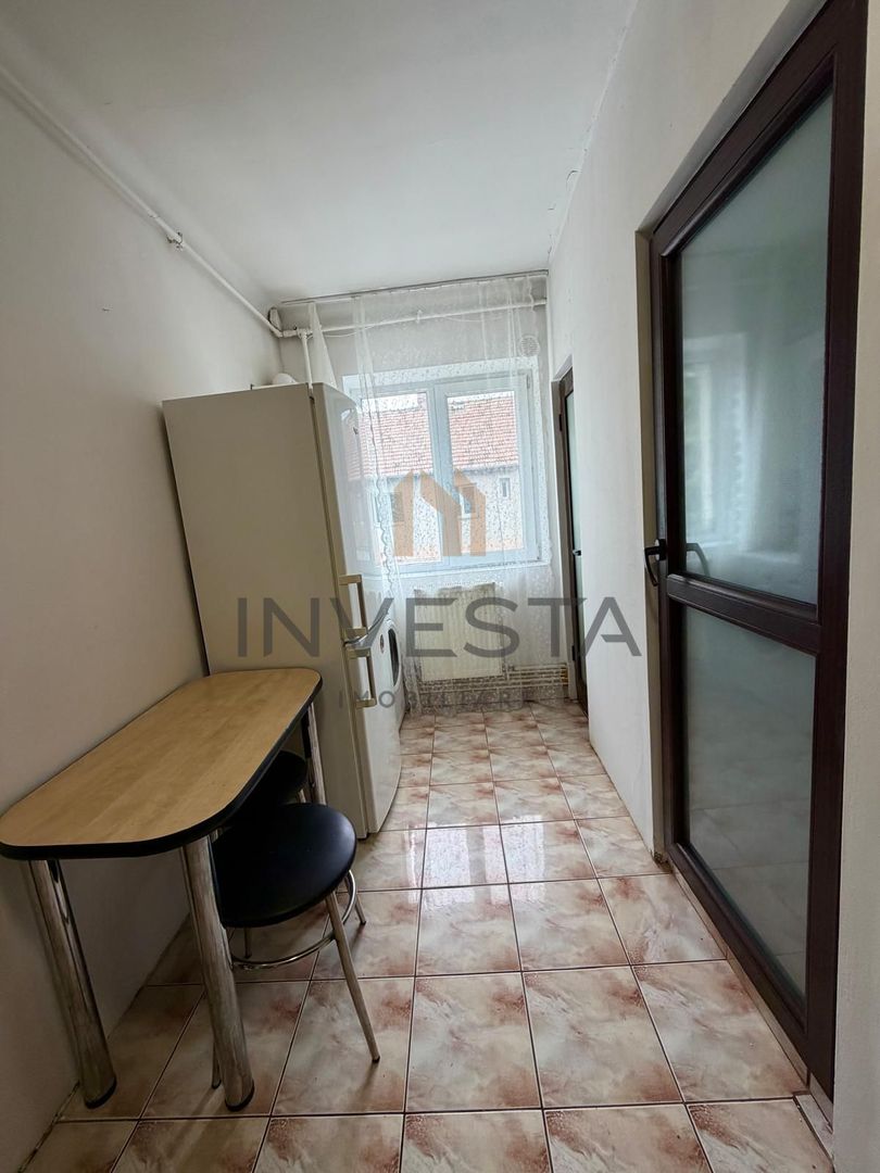 De vanzare apartament cu 1 camera pe strada Bucuresti ! - Poză 5